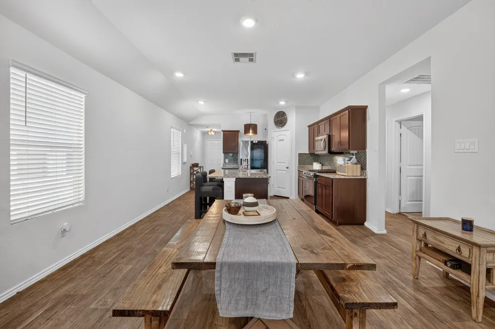 196 Harvest Creek Drive Uhland, TX 78640