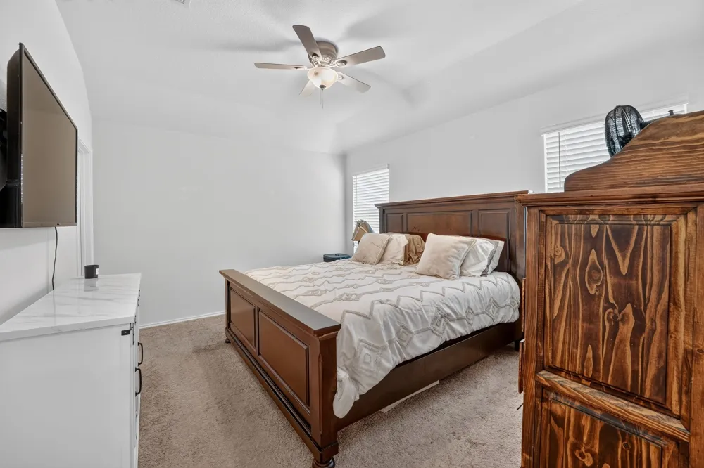 196 Harvest Creek Drive Uhland, TX 78640