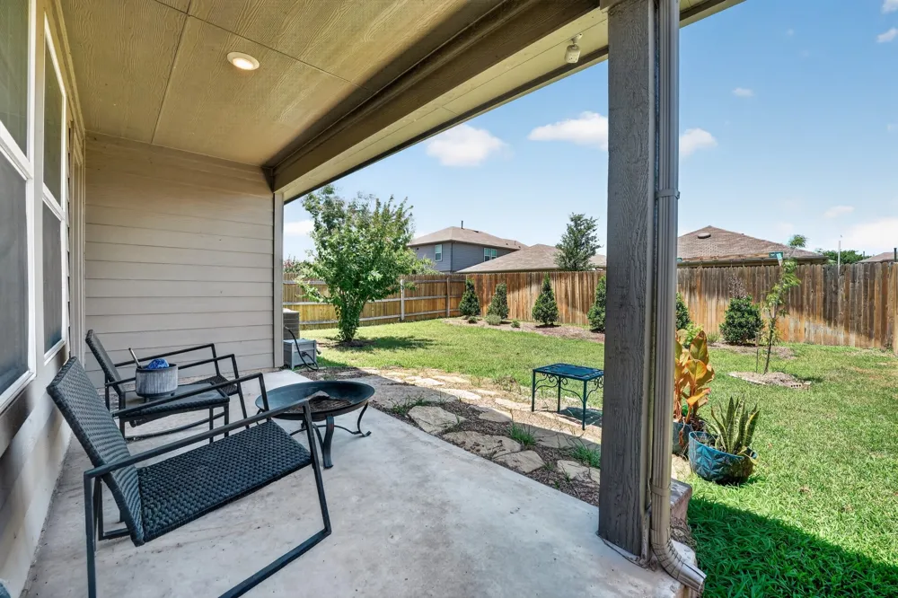 196 Harvest Creek Drive Uhland, TX 78640
