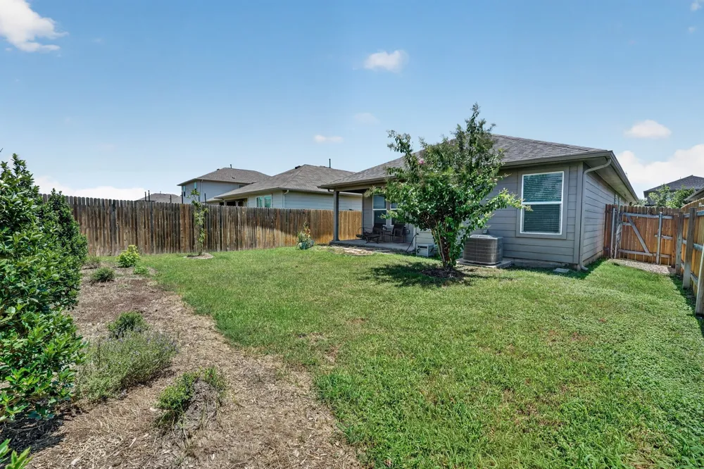 196 Harvest Creek Drive Uhland, TX 78640