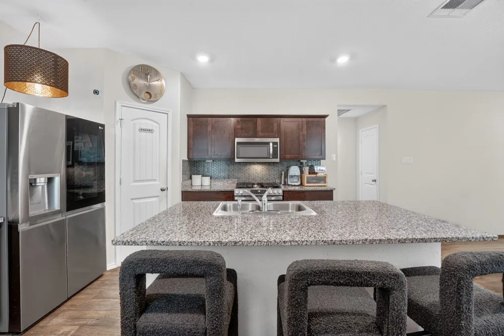 196 Harvest Creek Drive Uhland, TX 78640
