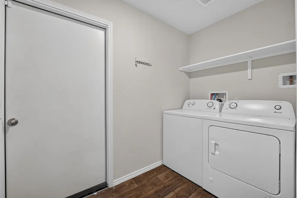 196 Harvest Creek Drive Uhland, TX 78640