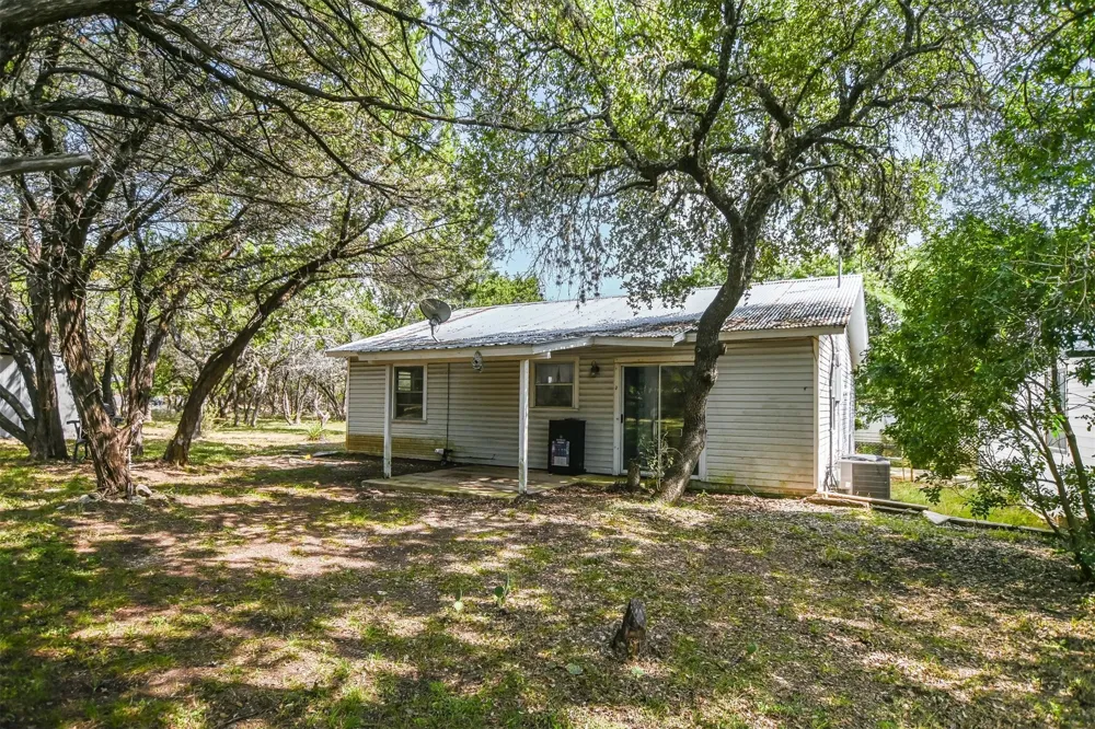 304 Lea Lane Wimberley, TX 78676