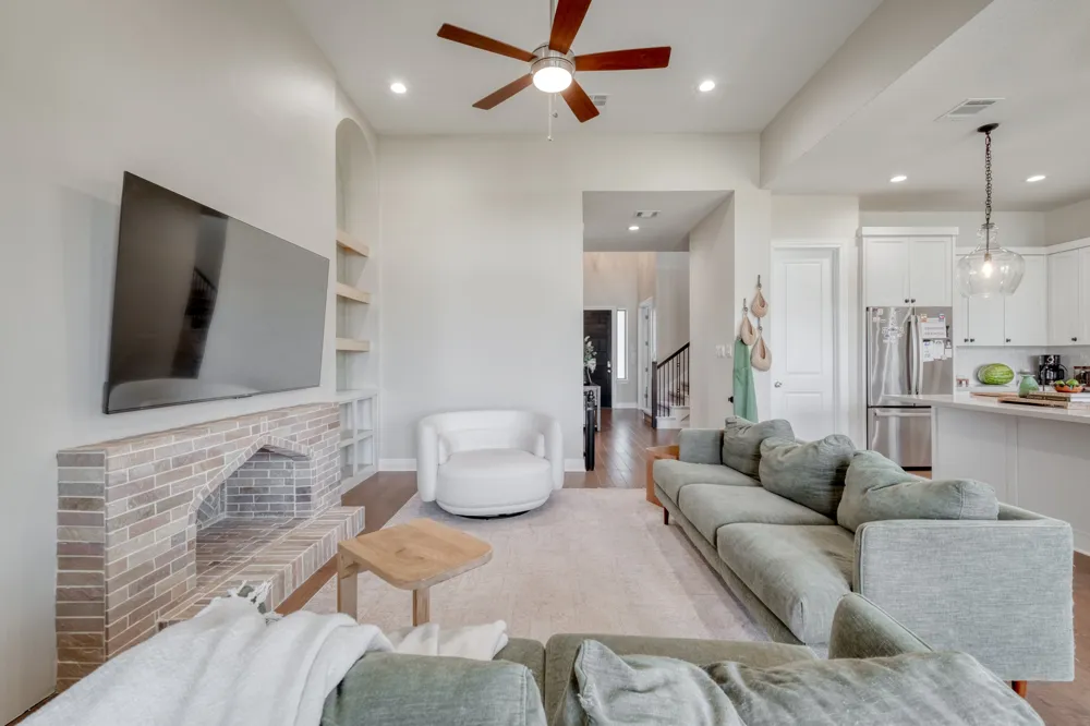 510 Prickly Poppy Loop Kyle, TX 78640