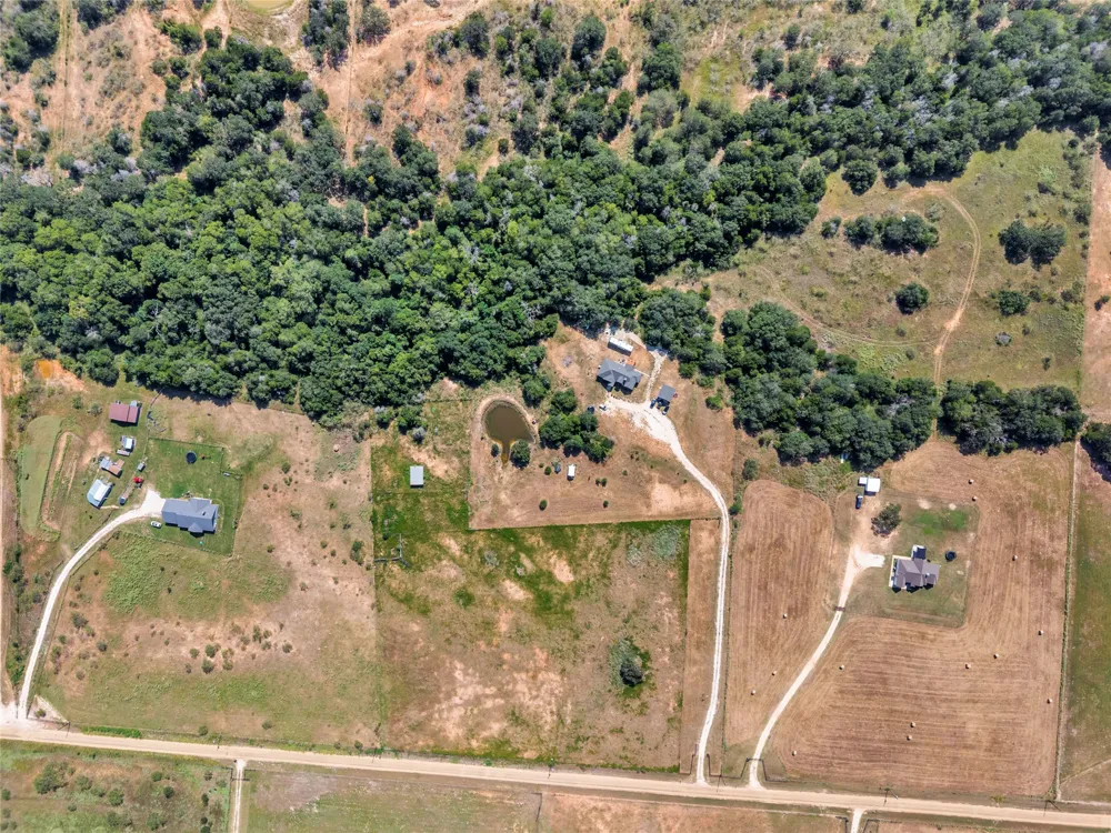 668 Fairview Drive Rockdale, TX 76567