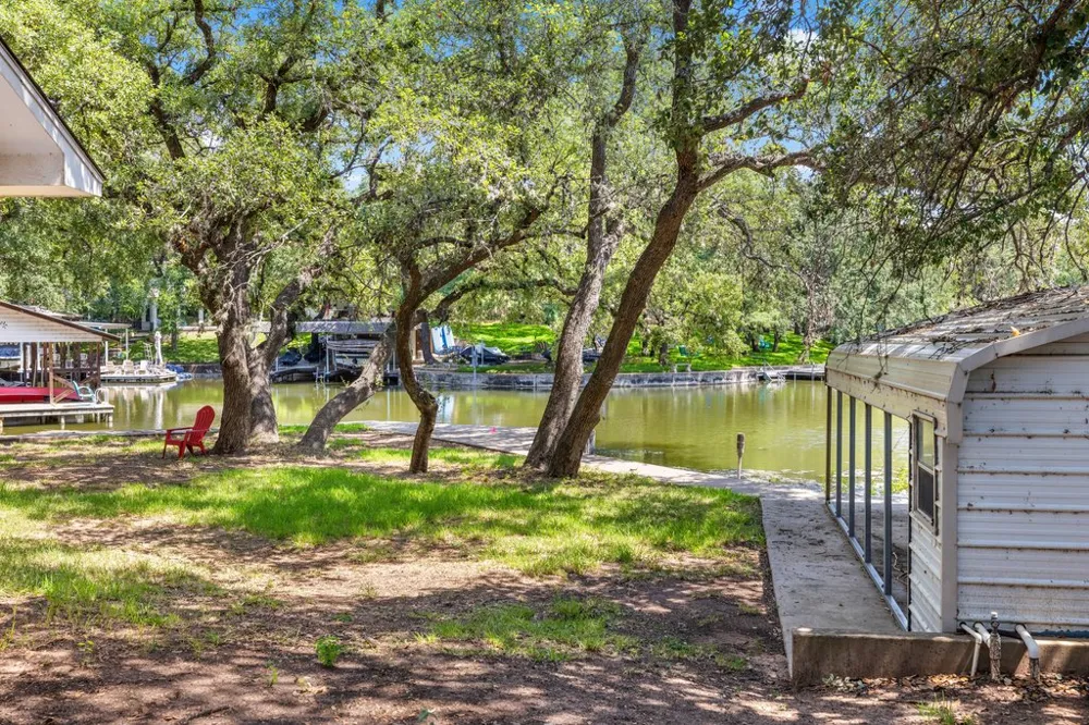 1206 County Road 132a Lots 16 & 17 Road Kingsland, TX 78639