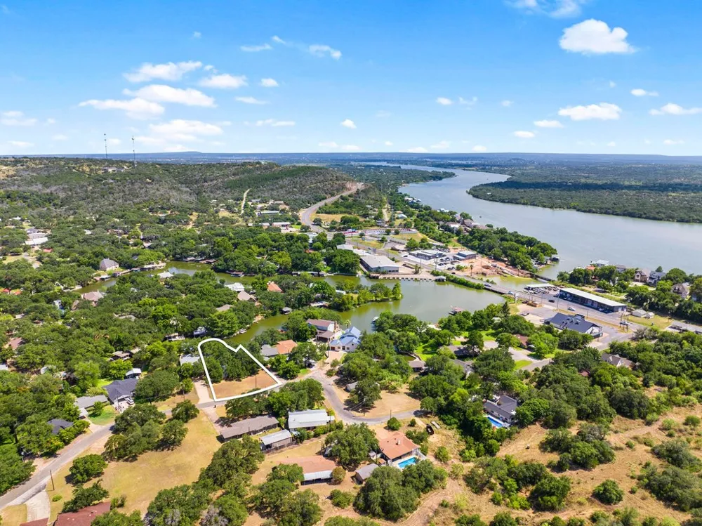 1206 County Road 132a Lots 16 & 17 Road Kingsland, TX 78639