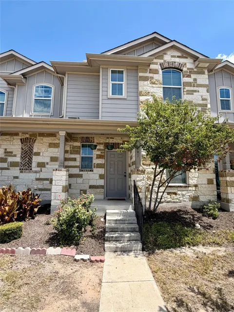 601 Katmai Circle