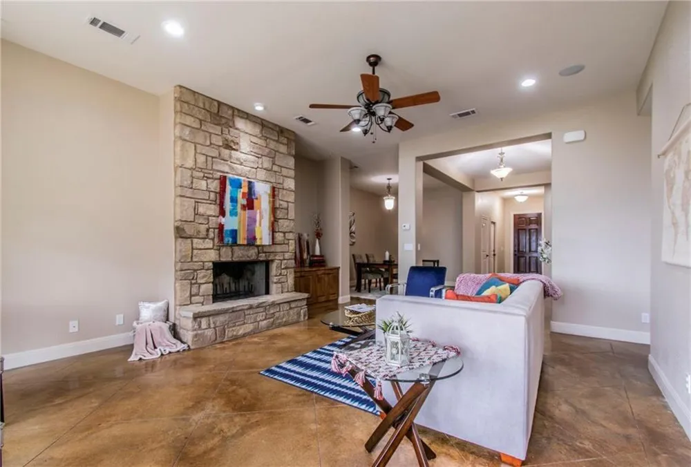 2201 Crazyhorse Pass Austin, TX 78734