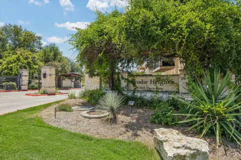 3101 Davis Lane #6903