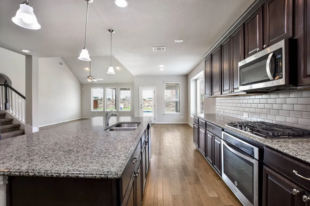 5108 Anaheim Avenue Pflugerville, TX 78660