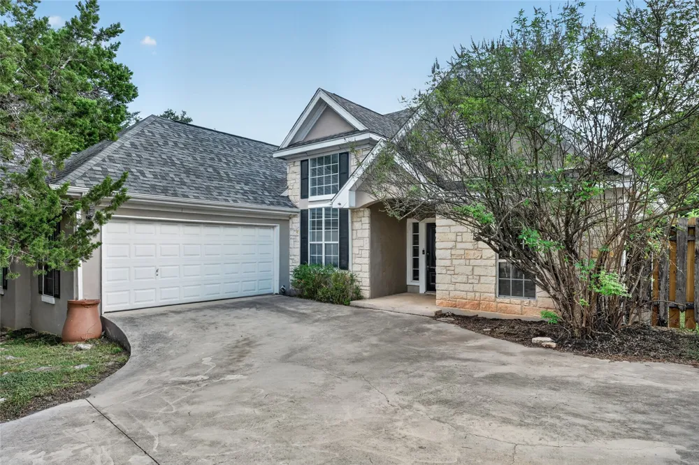 4 Cedarwood Circle Wimberley, TX 78676