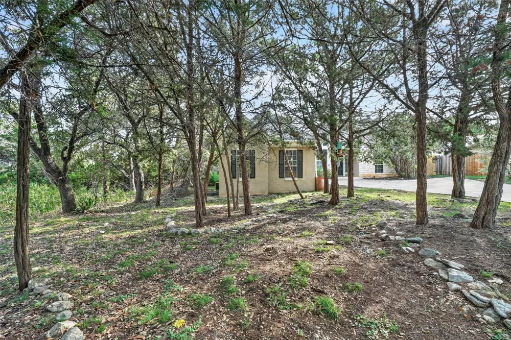 4 Cedarwood Circle Wimberley, TX 78676