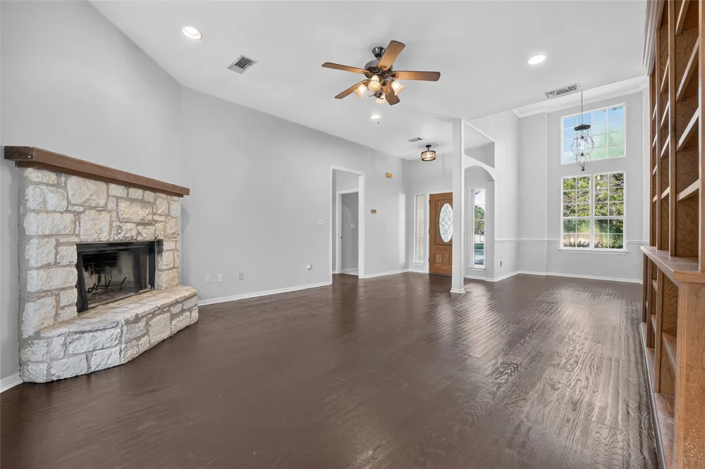 4 Cedarwood Circle Wimberley, TX 78676