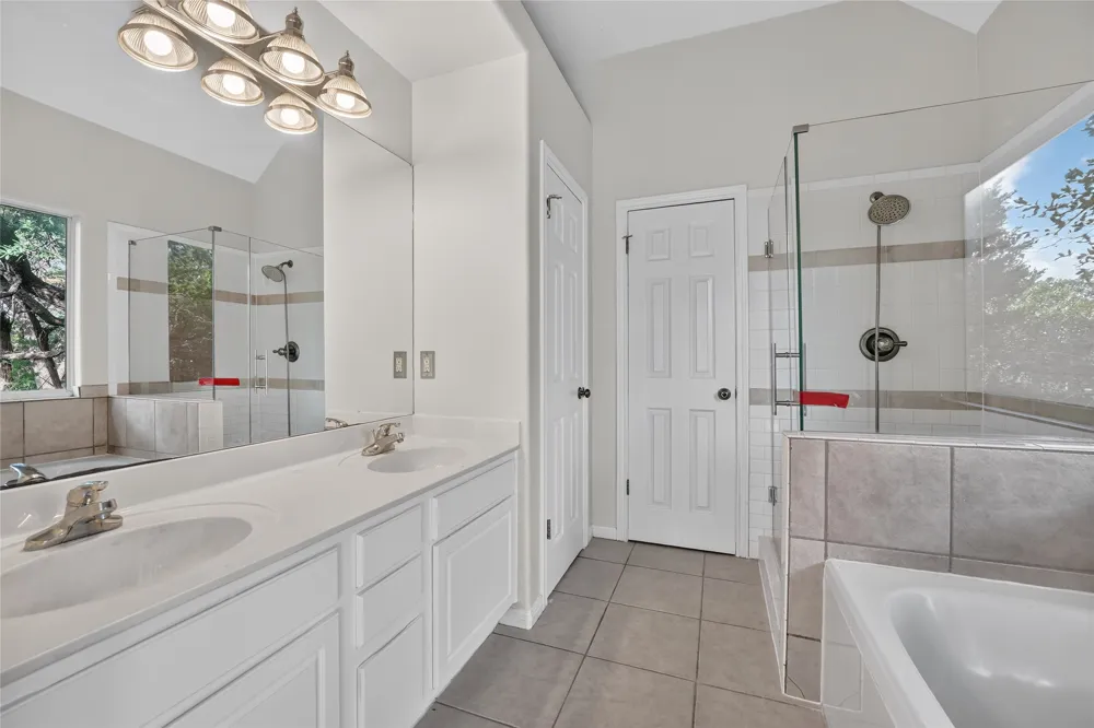 4 Cedarwood Circle Wimberley, TX 78676
