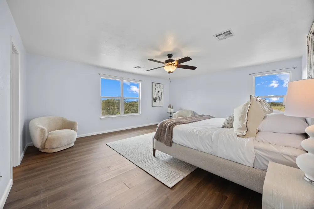 113 Bexar Forest Cove Elgin, TX 78621
