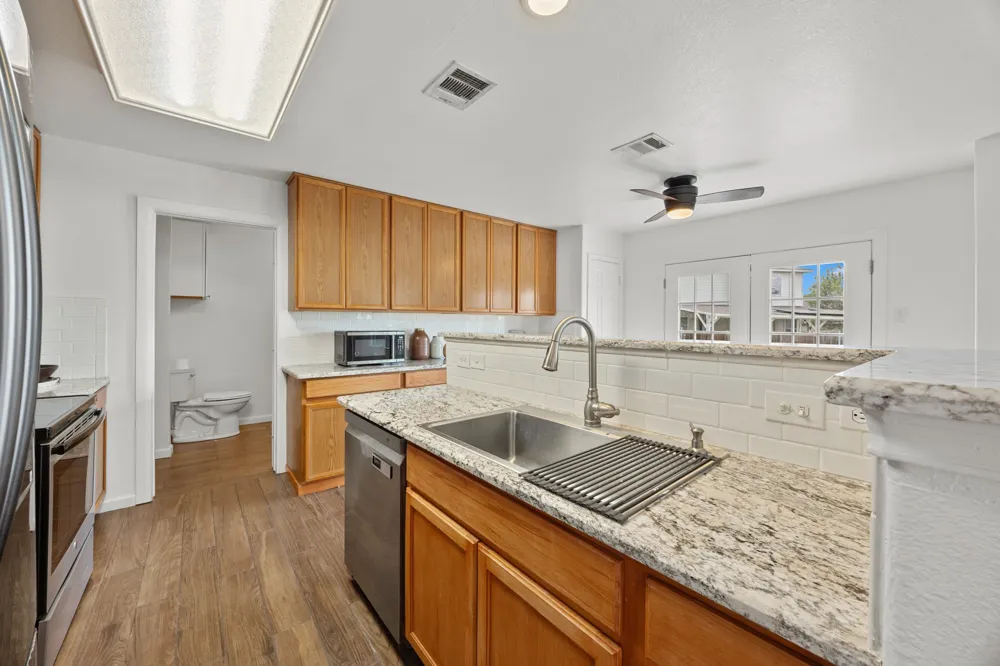 113 Bexar Forest Cove Elgin, TX 78621