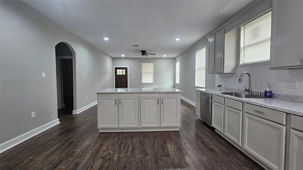 160 Oak Lane Shepherd, TX 77371