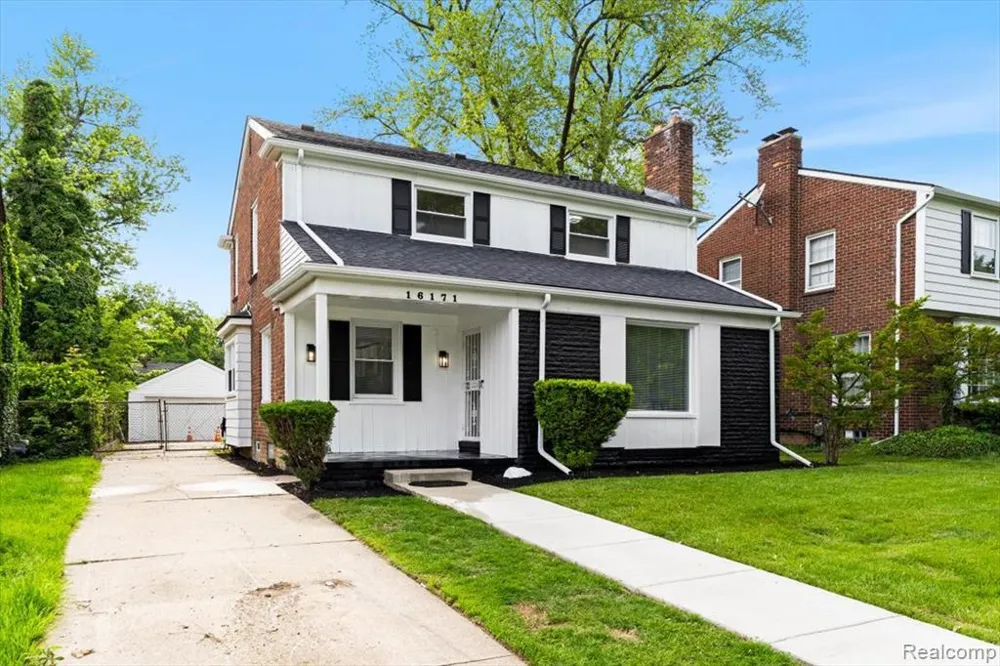 16171 Glastonbury Road Detroit, MI 48219