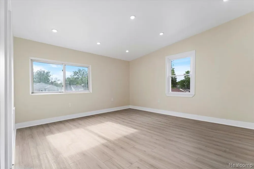 16171 Glastonbury Road Detroit, MI 48219