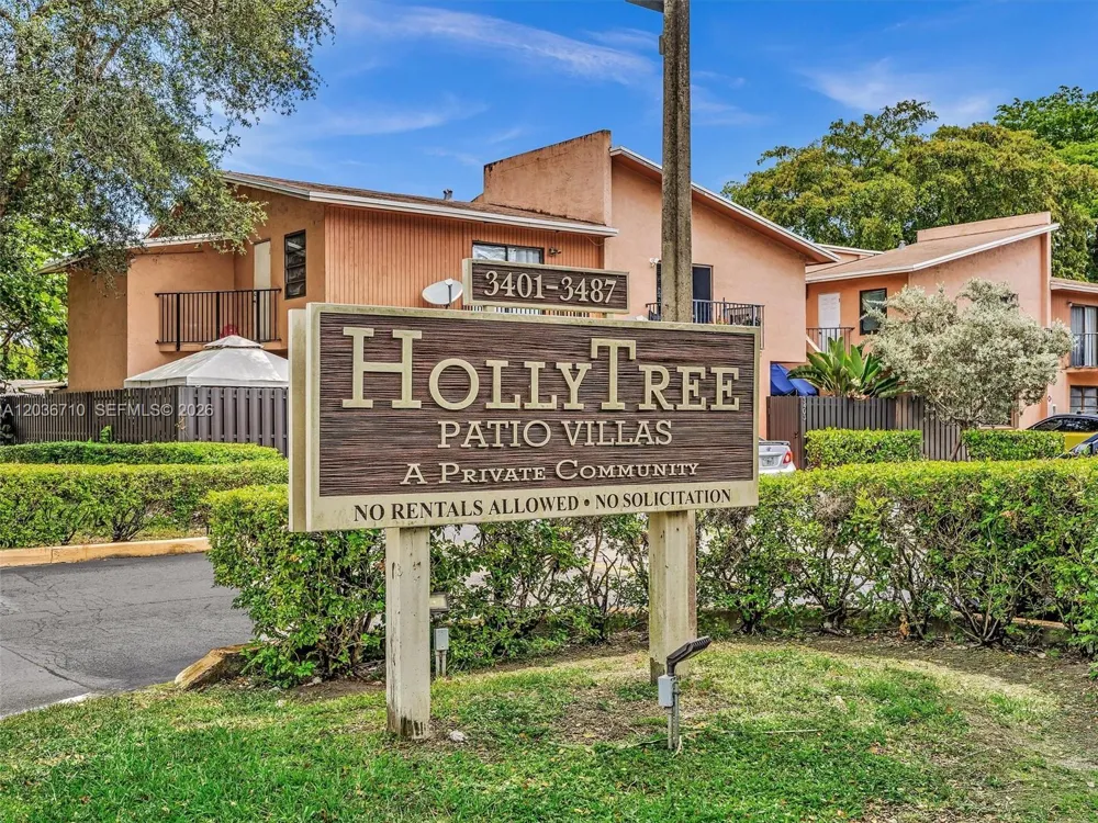3483 SW 52nd Ave Pembroke Park, FL 33023