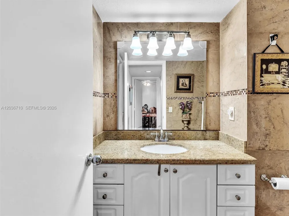 3483 SW 52nd Ave Pembroke Park, FL 33023