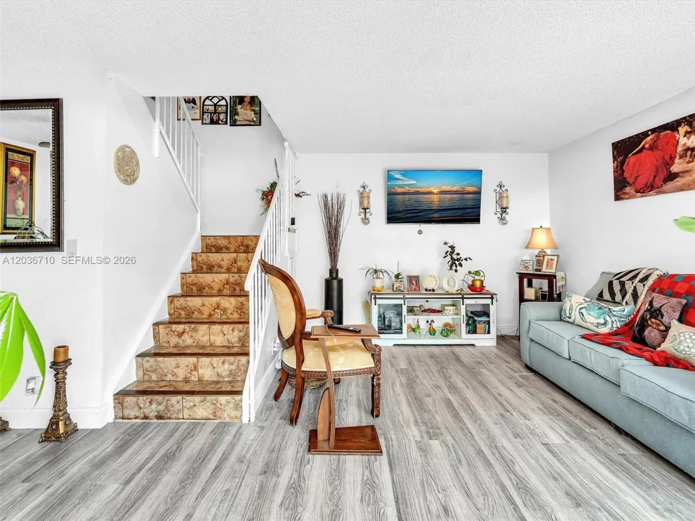 3483 SW 52nd Ave Pembroke Park, FL 33023