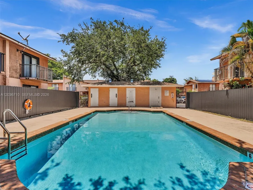 3483 SW 52nd Ave Pembroke Park, FL 33023
