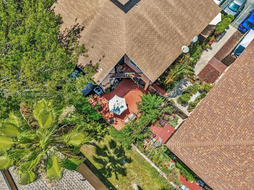 3483 SW 52nd Ave Pembroke Park, FL 33023