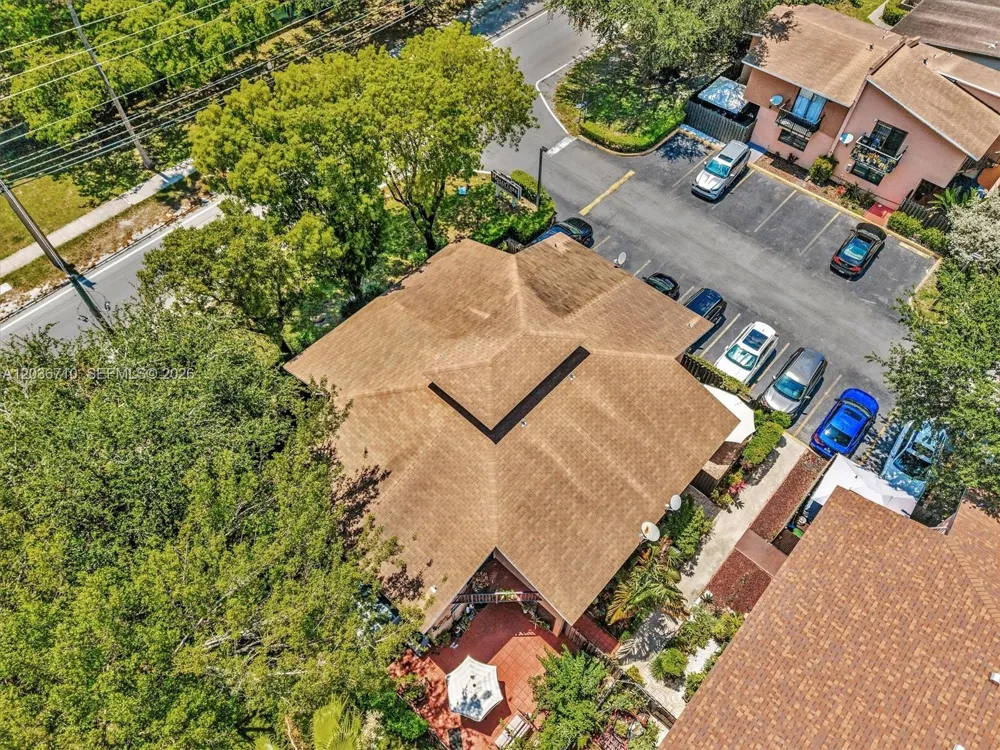 3483 SW 52nd Ave Pembroke Park, FL 33023