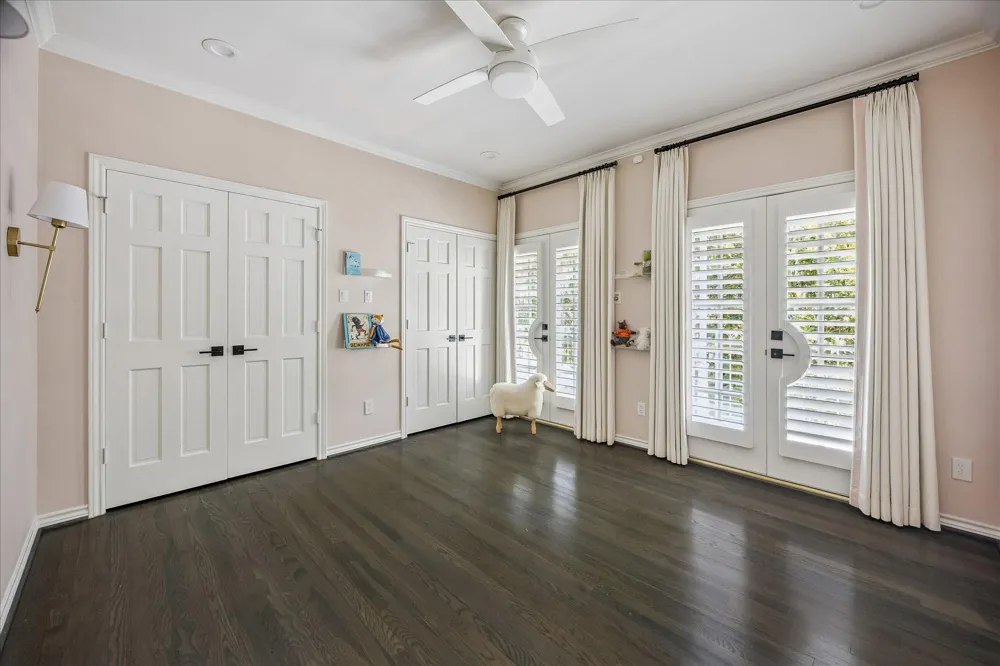 4028 Byron Street West University Place, TX 77005