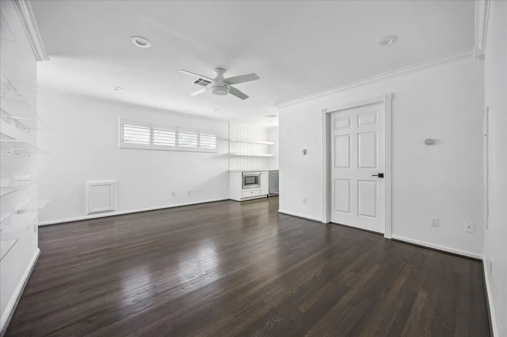 4028 Byron Street West University Place, TX 77005