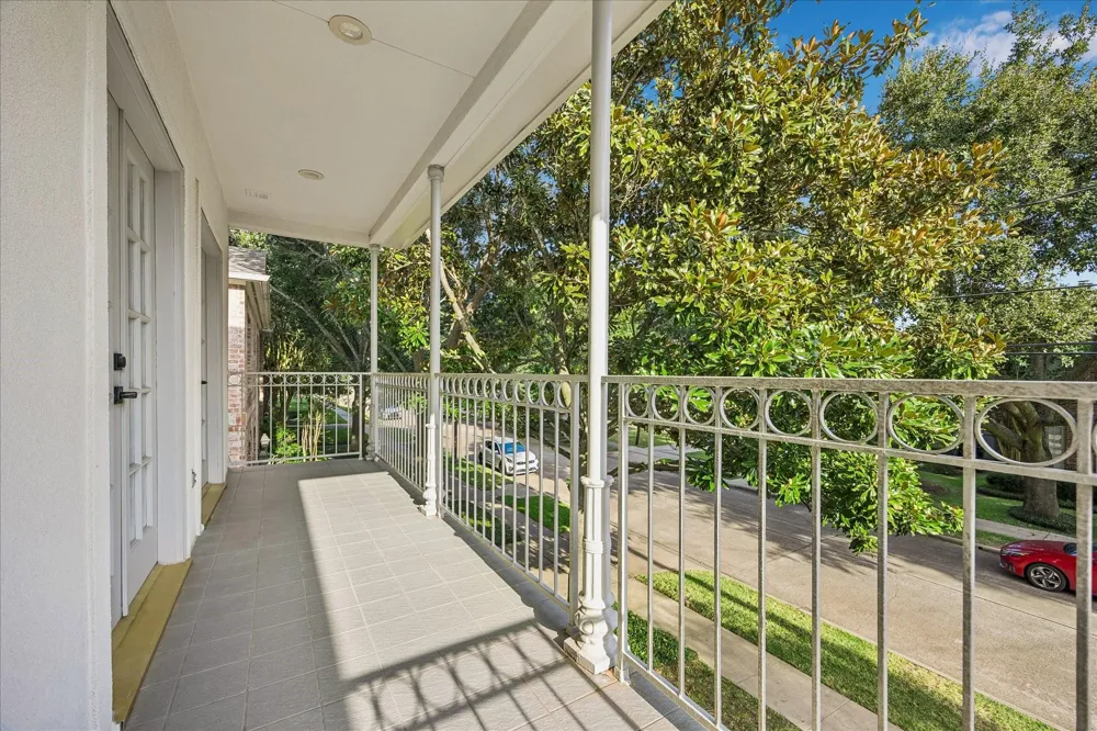 4028 Byron Street West University Place, TX 77005