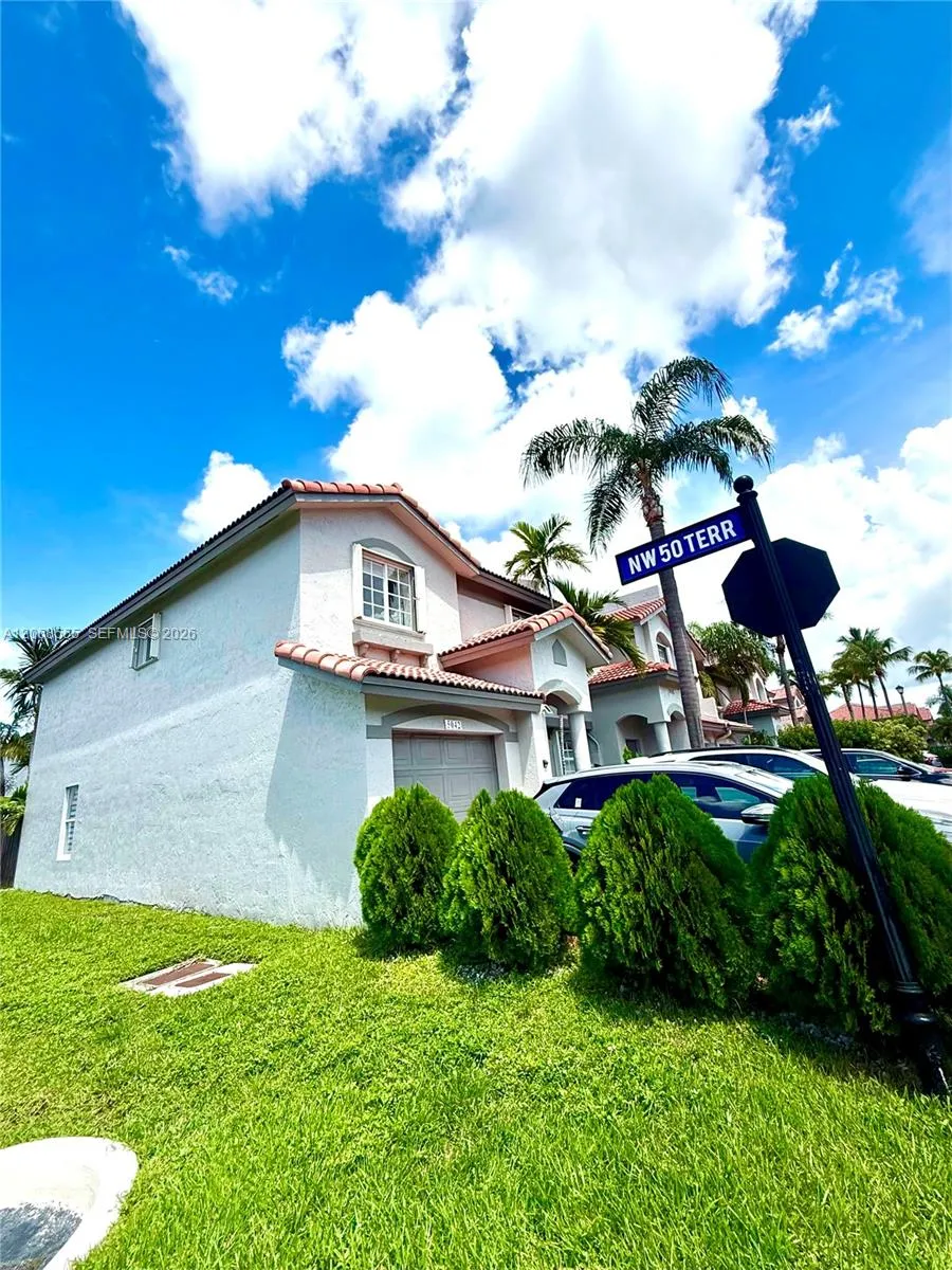 5042 NW 5042 NW 114 CT #5042 Doral, FL 33178