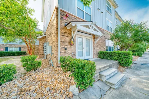 1725 Harvey Mitchell Parkway S #2314
