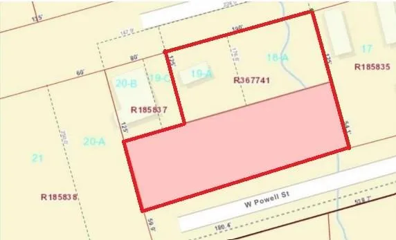 606 W Powell Street Willis, TX 77378