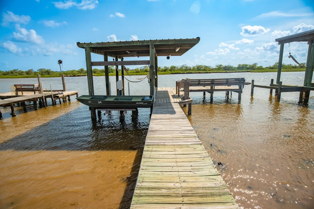 1428 Cr 616 Street Sargent, TX 77414