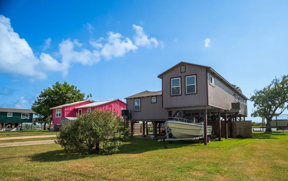 1428 Cr 616 Street Sargent, TX 77414