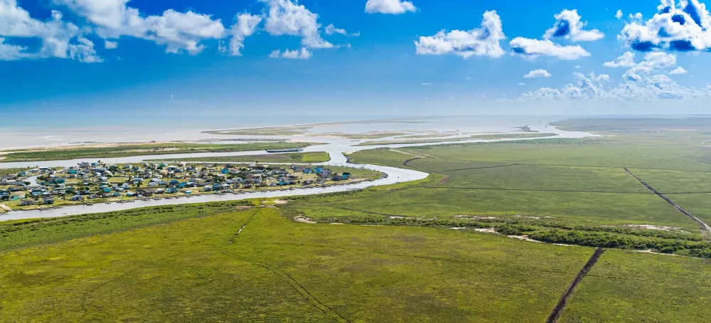1428 Cr 616 Street Sargent, TX 77414