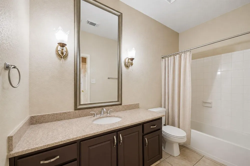 7206 Welshwood Lane Sugar Land, TX 77479
