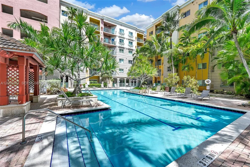 6001 SW 70th St #227 South Miami, FL 33143