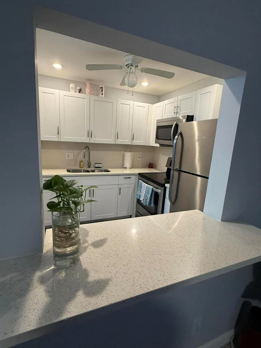 200 Village Green Circle E #K218 Palm Springs, FL 33461