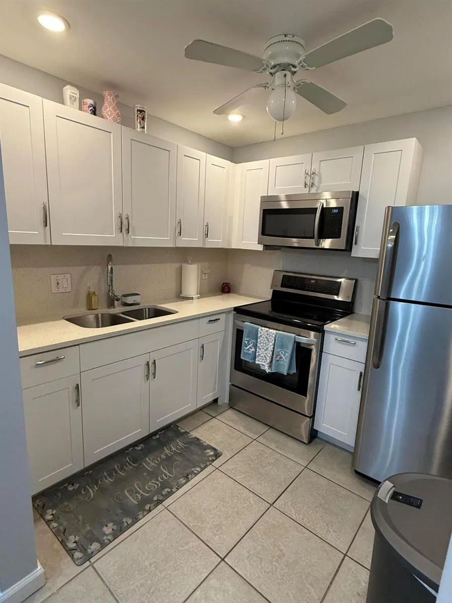 200 Village Green Circle E #K218 Palm Springs, FL 33461