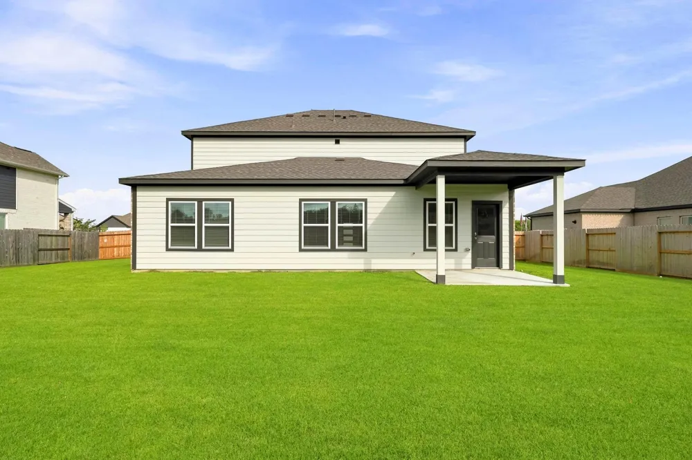 11526 Youngquist Drive Mont Belvieu, TX 77535