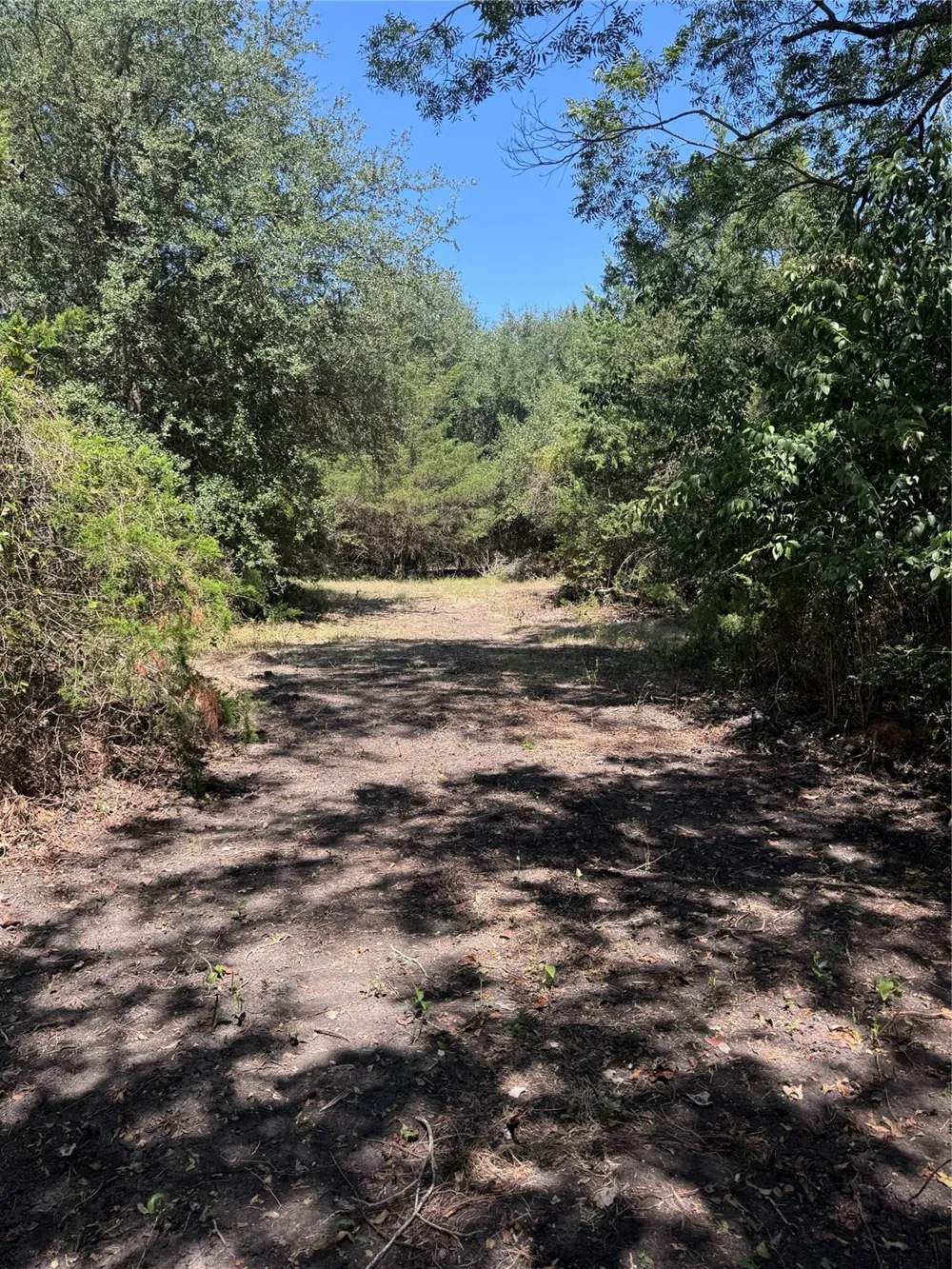 4400 Klekar-Gin Schulenburg, TX 78956