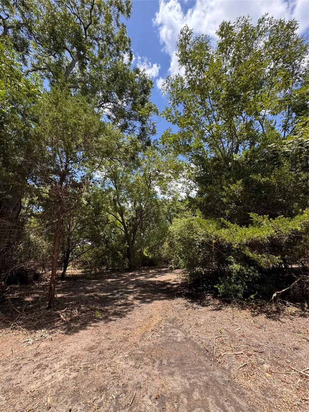 4400 Klekar-Gin Schulenburg, TX 78956