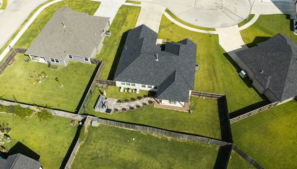 513 Yorktown Avenue Clute, TX 77531