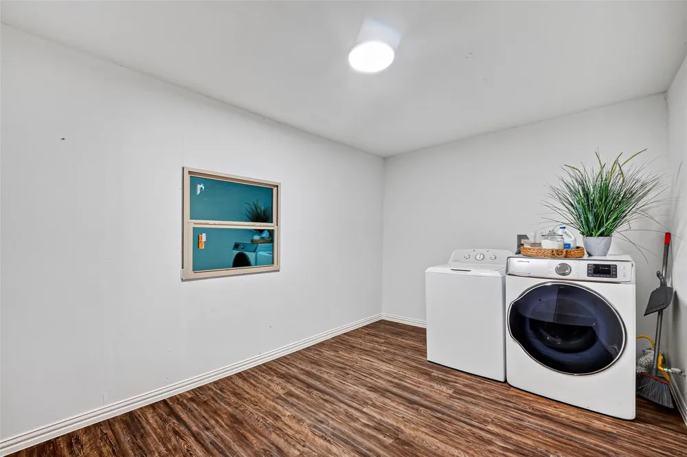 313 S Carroll Street La Porte, TX 77571