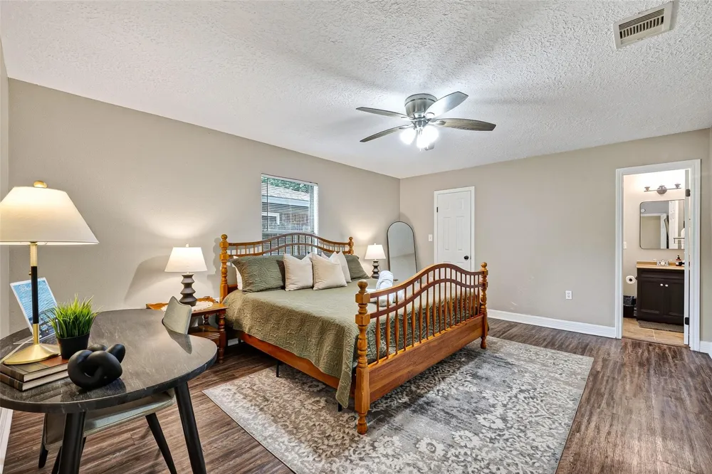313 S Carroll Street La Porte, TX 77571