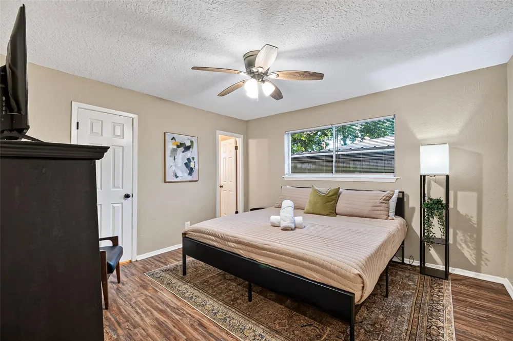 313 S Carroll Street La Porte, TX 77571